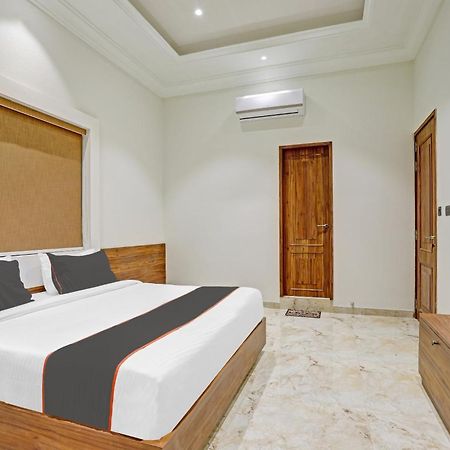 Ratna Vilas Palace Rajkot Esterno foto